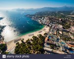 vista-aerea-de-la-playa-de-santa-ponsa-cala-den-guixar-mallorca-islas-baleares-espana-ra3m6w[1].jpg