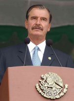 Vicente_Fox_podium.jpg