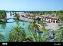 vista-general-del-club-bellvue-con-lago-alcudia-mallorca-baleares-espana-2bhkf6e[1].jpg
