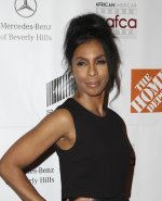 bigstock-LOS-ANGELES-FEB-Khandi-118647365-Khandi-Alexander.jpg