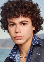 actor-zackary-arthur-874688_large.jpg