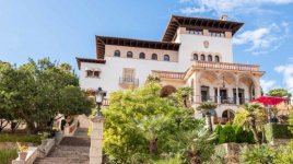 classpaper.theobjective.com-sale-a-la-venta-uno-de-los-ultimos-palacios-de-mallorca-860x483[1].jpg