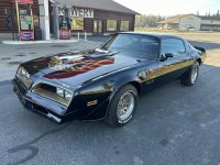 man-refuses-to-sell-1977-pontiac-firebird-trans-am-for-38000-says-he-feels-insulted_13[1].jpg