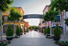 entrance[1].jpg