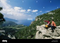 hiking-valldemossa-majorca-balearic-islands-spain-B72J6G[1].jpg