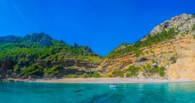 platja-des-coll-baix-at-mallorca-spain[1].jpg