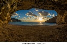 porto-katsiki-coast-on-lefkada-260nw-528747313[1].jpg