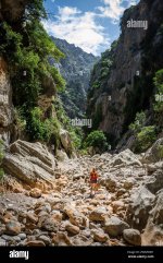 torrent-de-pareis-gorge-walk-2WNNN01[1].jpg