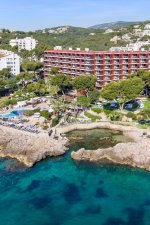 gran-melia-del-mar-hotel-02-768x1152[1].jpg