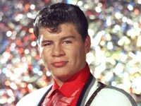 Ritchie_Valens_1-56a6cbf25f9b58b7d0e4b072.jpg Ritchie_Valens_1-56a6cbf25f9b58b7d0e4b072.jpg