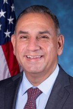 GIL_CISNEROS.jpg