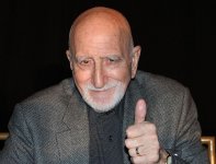 Dominic_Chianese_(cropped) (2).jpg