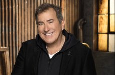 kenny-ortega-headshot-e1554819254397 (1).jpg