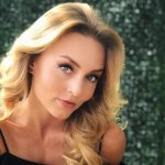 Angelique-boyer-1.jpg